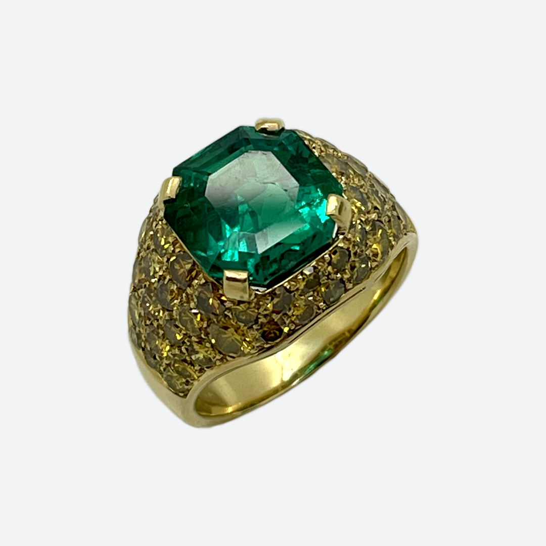 Delizioso anello smeraldo colombiano